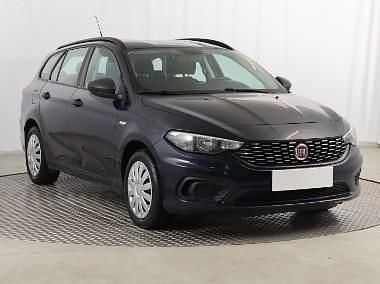 Niebieski Używany 2018 Fiat Tipo Kombi | 33 999 zł (Dobra cena) - Obraz 1/4