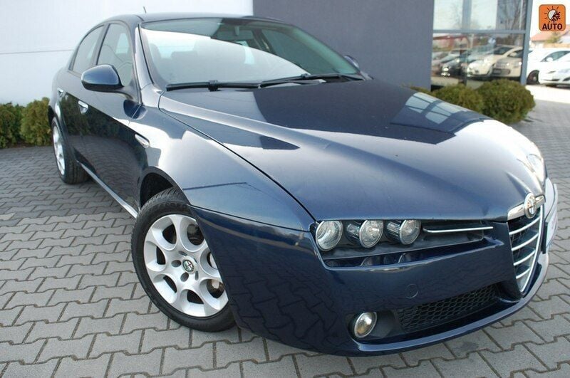 Niebieski ciemny (metalik) Używany 2010 Alfa Romeo 159 Sedan/Limuzyna | 11 800 zł (Uczciwa cena) - Obraz 1/4