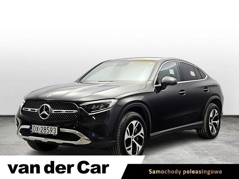 Używany Mercedes GLC300 Avantgarde 2024 Czarny SUV