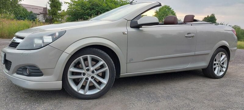 Inny kolor Używany 2006 Opel Astra Cabriolet Kabriolet | 8000 zł - Obraz 1/4