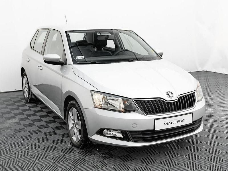 Używany Skoda Fabia 95 KM (69 kW) 2018 Srebrny (metalik) Hatchback