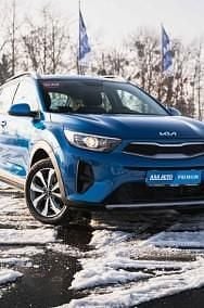Używany Kia Stonic 120 KM (88 kW) 2021 Niebieski SUV