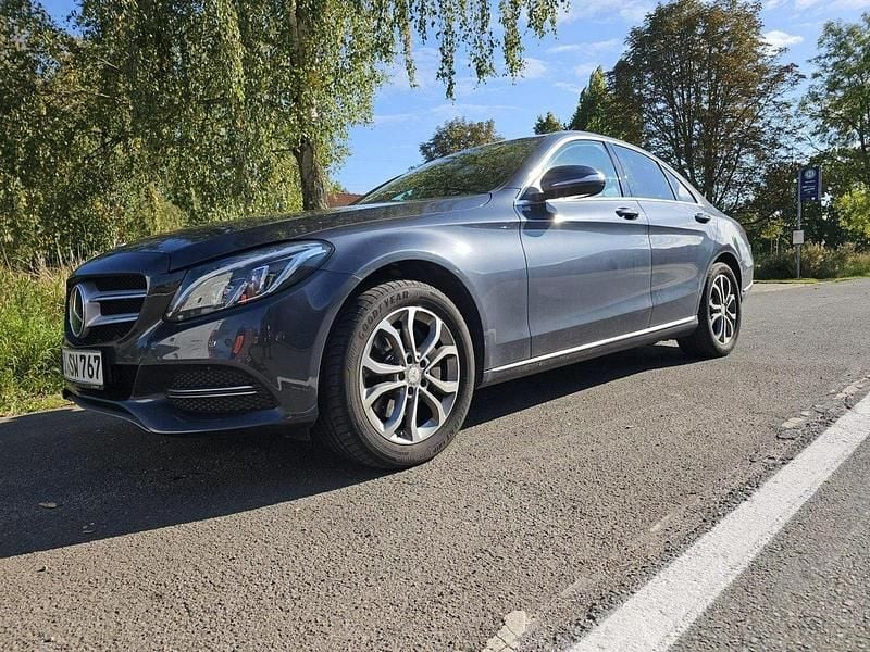 Fioletowy Używany 2014 Mercedes C180 Avantgarde Sedan/Limuzyna | 100 000 zł - Obraz 1/4