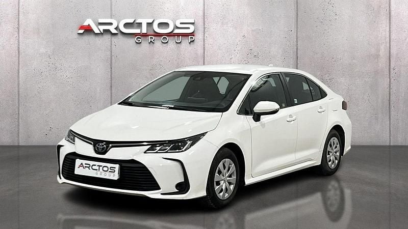 Biały Używany 2022 Toyota Corolla Sedan/Limuzyna | 65 900 zł (Dobra cena) - Obraz 1/4