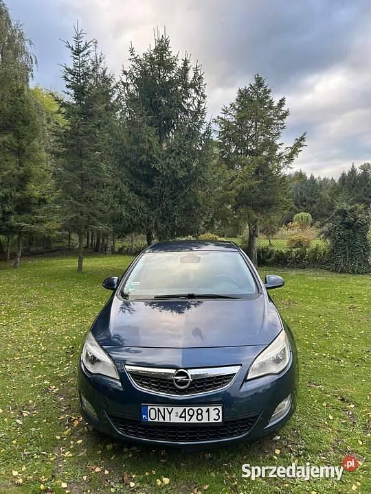 Używany 2010 Opel Astra | 18 000 zł (Uczciwa cena) - Obraz 1/4
