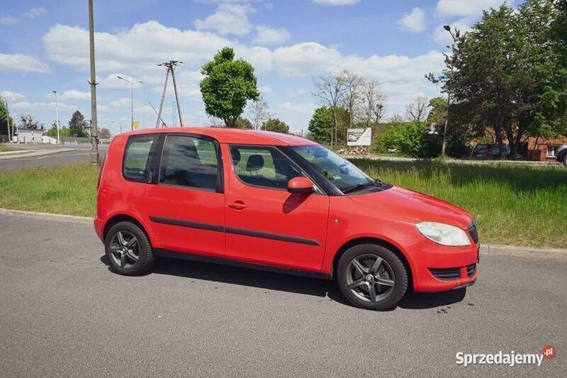 Używany Skoda Roomster 2011 Czerwony Minivan
