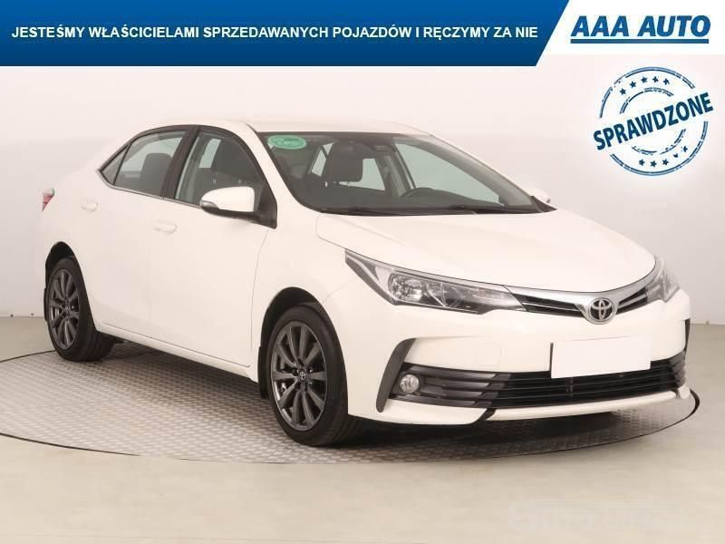 Biały Używany 2017 Toyota Corolla | 51 499 zł (Dobra cena) - Obraz 1/4
