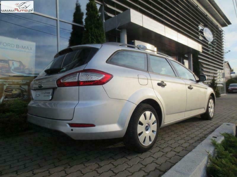 Używany Ford Mondeo 140 KM (102 kW) 2011 Srebrny Sedan/Limuzyna