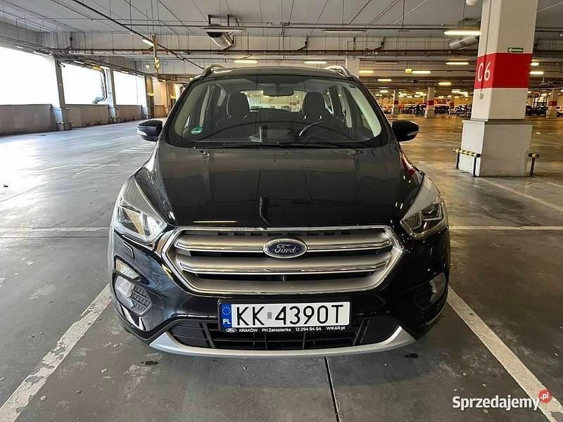 Używany Ford Kuga 2017 Czarny SUV