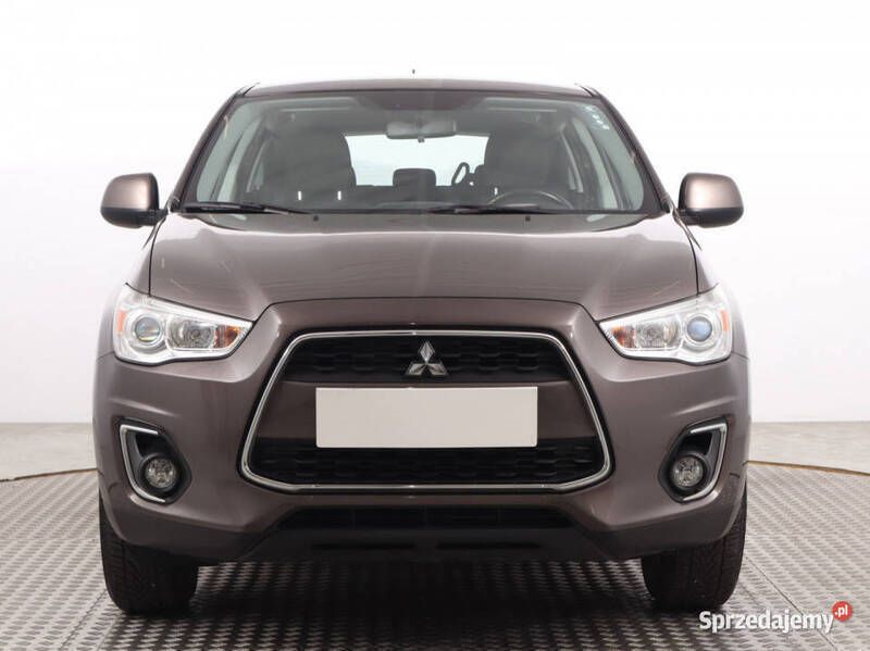 Brązowy Używany 2015 Mitsubishi ASX SUV | 40 999 zł (Uczciwa cena) - Obraz 1/4