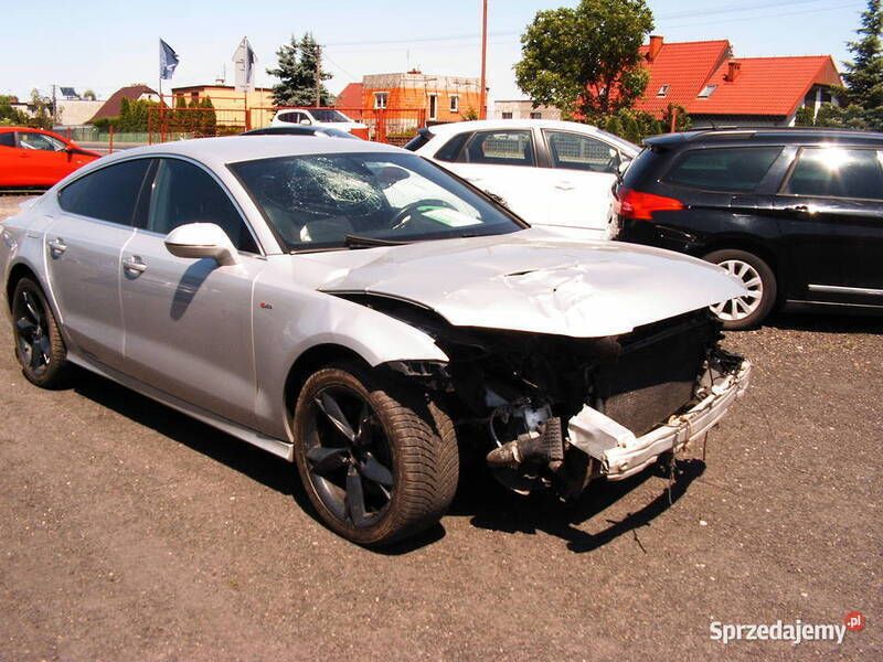 Używany Audi A7 S-Line 2011 Srebrny Hatchback