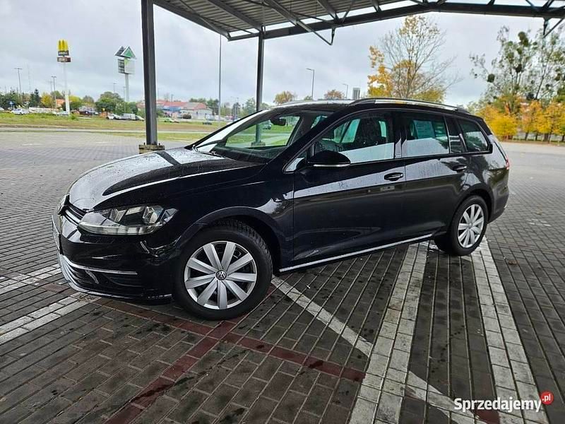 Czarny Używany 2020 VW Golf VII Kombi | 43 900 zł (Dobra cena) - Obraz 1/4
