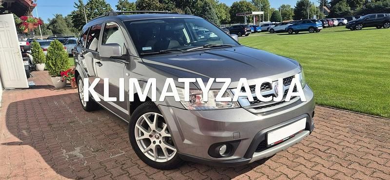 Inny kolor Używany 2013 Fiat Freemont SUV | 35 800 zł (Uczciwa cena) - Obraz 1/4