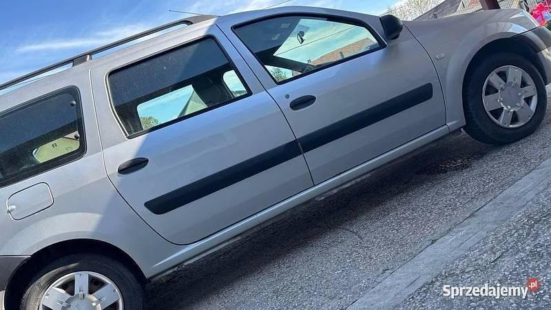 Używany 2008 Dacia Logan MCV | 8500 zł - Obraz 1/4