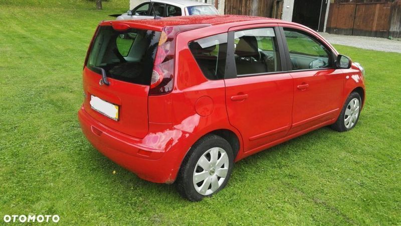Nissan note i