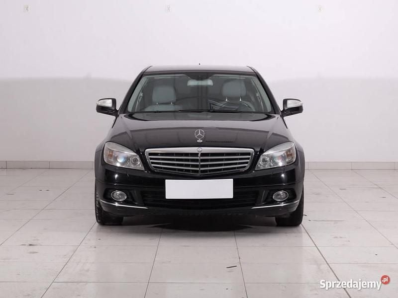Używany Mercedes C200 2008 Czarny Sedan/Limuzyna