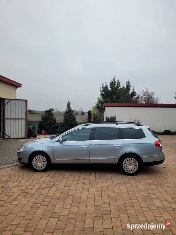 Używany VW Passat 2008 Niebieski Sedan/Limuzyna