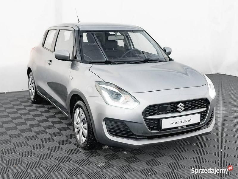 Używany Suzuki Swift 83 KM (61 kW) 2021 Szary (metalik) Hatchback