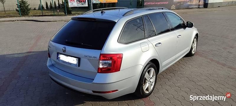 Używany Skoda Octavia 2019 Srebrny Kombi