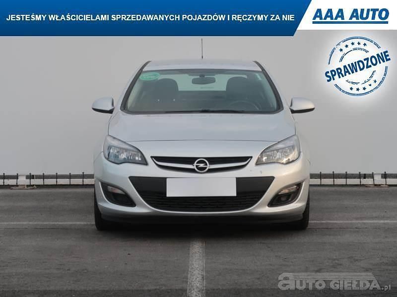 Używany Opel Astra 2016 Srebrny