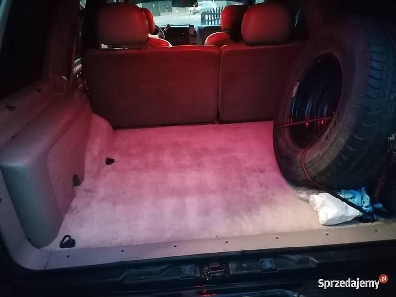 Używany Cadillac Escalade 2000 Czarny SUV