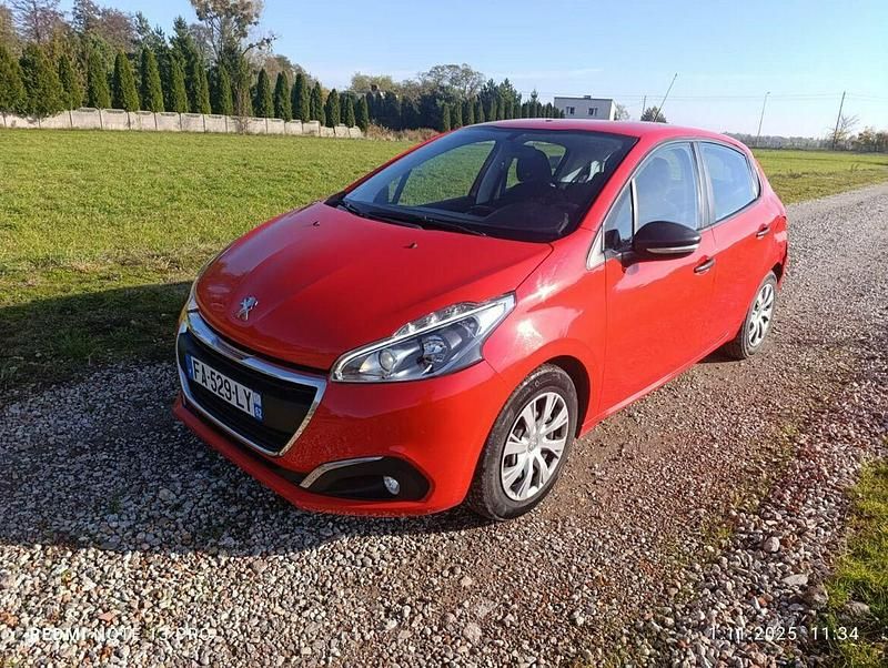 Używany Peugeot 208 GT-line 110 KM (80 kW) 2018 Biały Hatchback