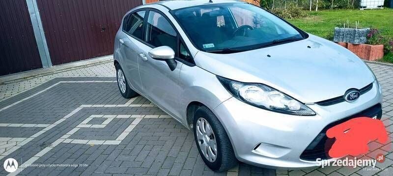 Używany Ford Fiesta 68 KM (50 kW) 2009 Srebrny Hatchback