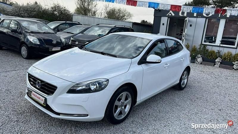 Biały Używany 2014 Volvo V40 Kombi | 42 900 zł (Uczciwa cena) - Obraz 1/3