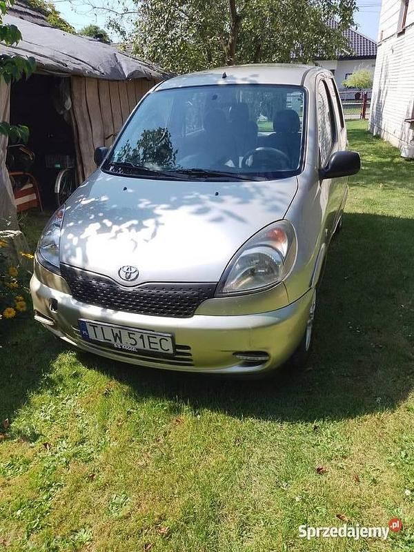 Używany 1999 Toyota Yaris Kombi | 7500 zł - Obraz 1/4