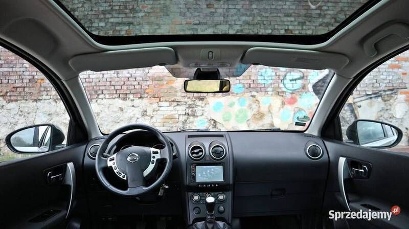 Czerwony Używany 2009 Nissan Qashqai +2 SUV | 26 900 zł (Uczciwa cena) - Obraz 1/4