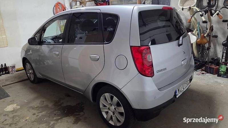 Srebrny Używany 2013 Mitsubishi Colt Hatchback | 19 900 zł (Uczciwa cena) - Obraz 1/4