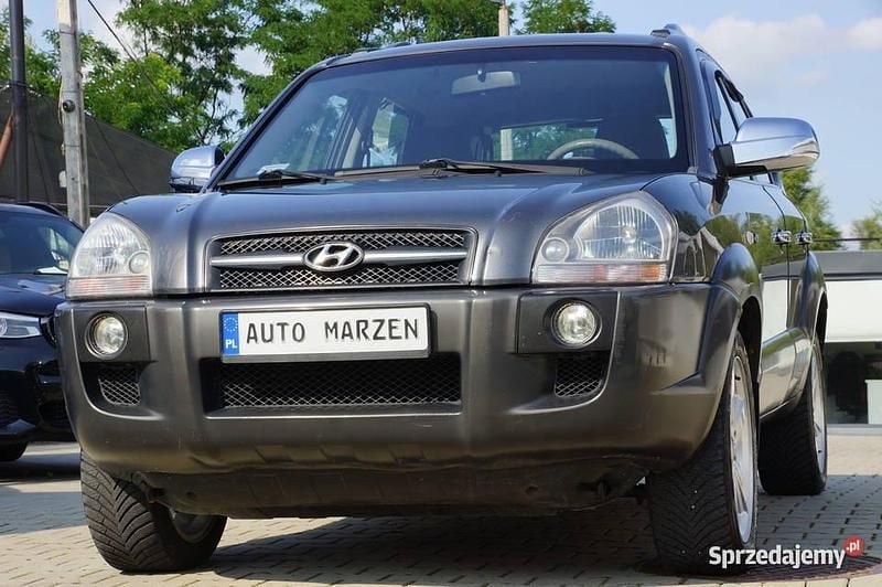 Szary Używany 2008 Hyundai Tucson SUV | 17 700 zł (Super Cena) - Obraz 1/4