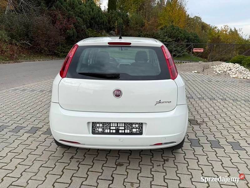 Używany Fiat Punto 2009 Biały Hatchback