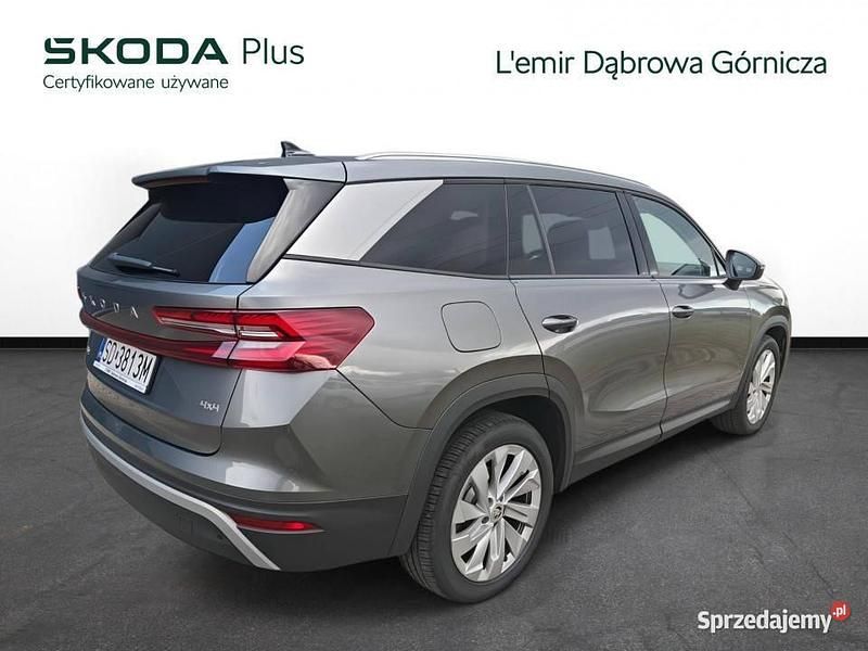 Szary Używany 2024 Skoda Kodiaq Selection SUV | 224 900 zł - Obraz 1/4
