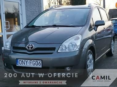 Używany Toyota Corolla Verso 116 KM (85 kW) 2005 Szary (metalik) Minivan