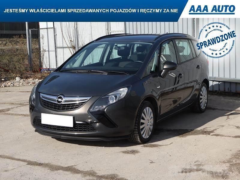 Używany Opel Zafira Tourer 2013 Szary Minivan