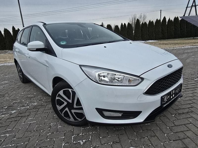 Używany Ford Focus 120 KM (88 kW) 2016 Biały Kombi