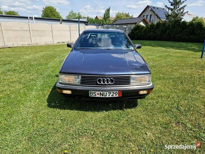 Używany Audi 200 1986 Granatowy Sedan/Limuzyna