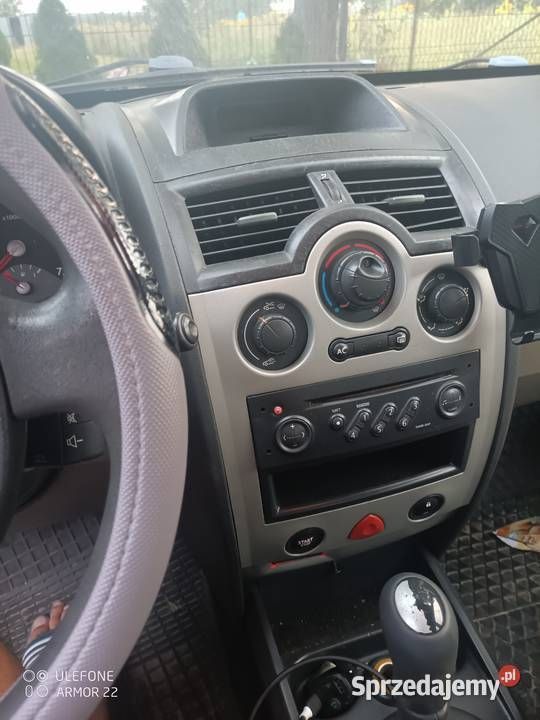 Zielony Używany 2004 Renault Mégane II Sedan/Limuzyna | 4000 zł - Obraz 1/4