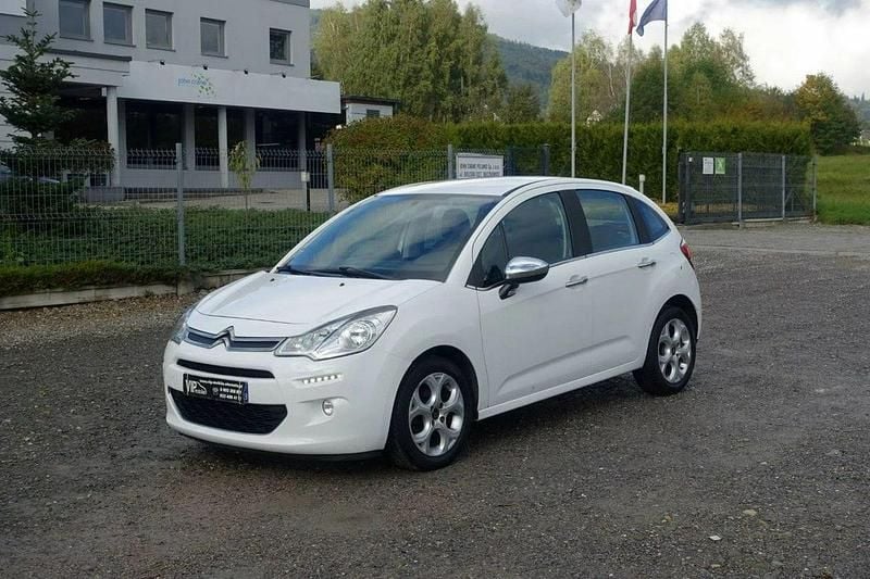 Biały Używany 2014 Citroën C3 Hatchback | 20 800 zł (Dość drogi) - Obraz 1/4
