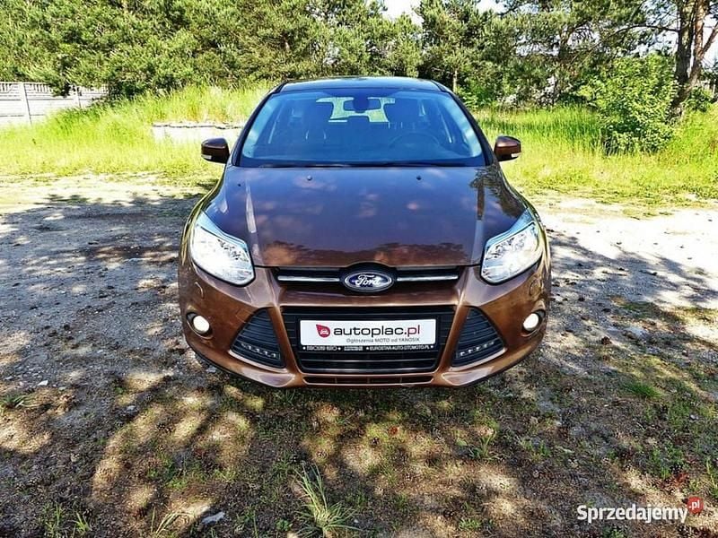 Używany Ford Focus 125 KM (91 kW) 2013 Brązowy Sedan/Limuzyna