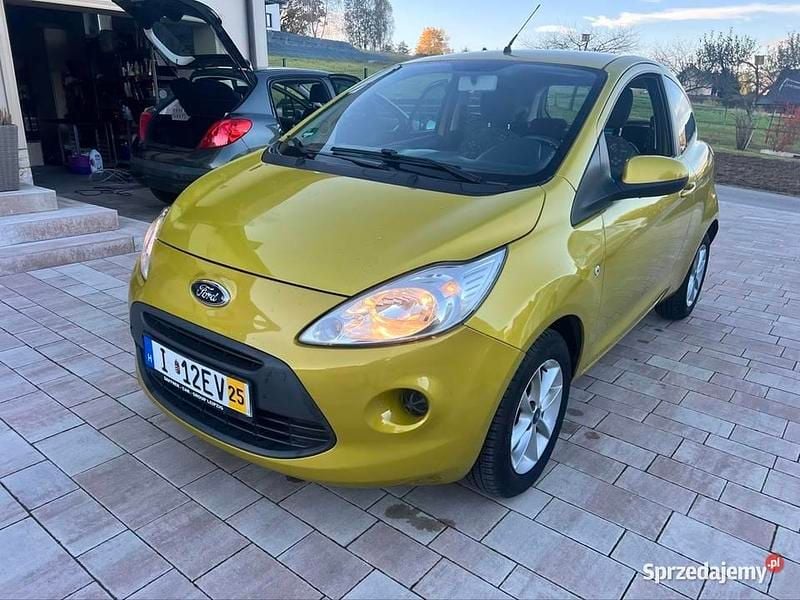 Złoty Używany 2015 Ford Ka Hatchback | 15 900 zł (Uczciwa cena) - Obraz 1/4
