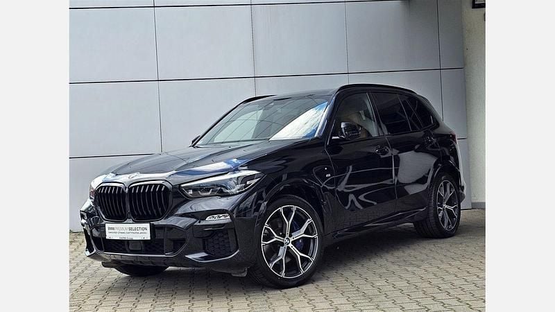 Czarny szafir metalizowany Używany 2021 BMW X5 Comfort Edition SUV | 269 999 zł (Dobra cena) - Obraz 1/3
