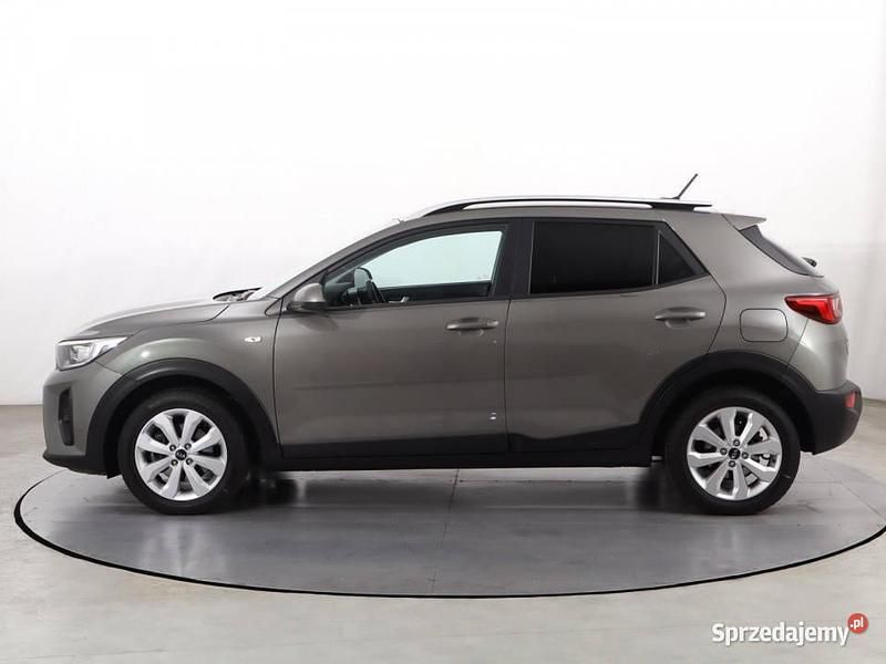 Używany Kia Stonic 84 KM (61 kW) 2020 Szary SUV