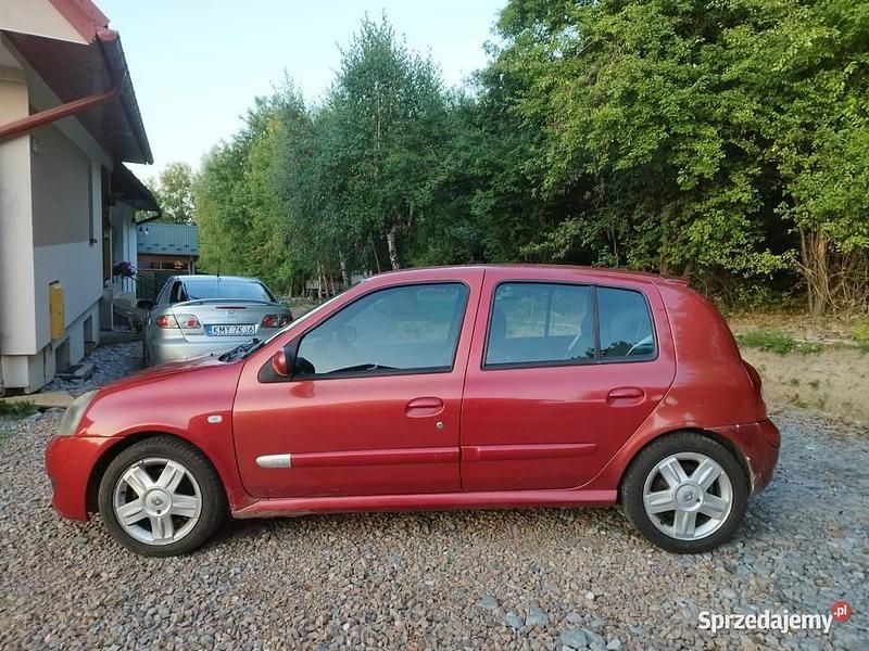 Czerwony Używany 2005 Renault Clio II Hatchback | 3000 zł - Obraz 1/4