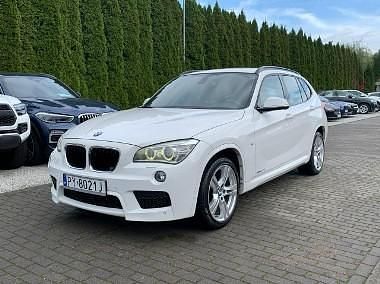 Biały Używany 2014 BMW X1 M Sport SUV | 46 900 zł (Super Cena) - Obraz 1/4