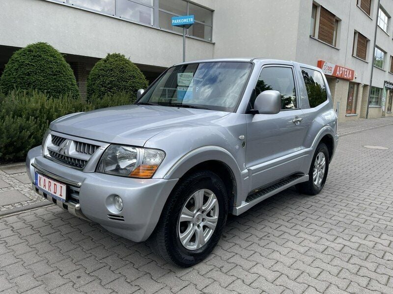Srebrny Używany 2006 Mitsubishi Pajero SUV | 29 990 zł - Obraz 1/4