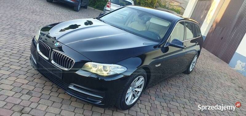 Czarny Używany 2014 BMW 518 Kombi | 45 000 zł (Super Cena) - Obraz 1/4