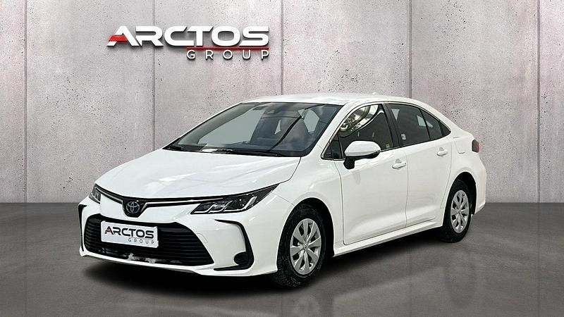 Biały Używany 2022 Toyota Corolla Active Sedan/Limuzyna | 69 900 zł (Uczciwa cena) - Obraz 1/4