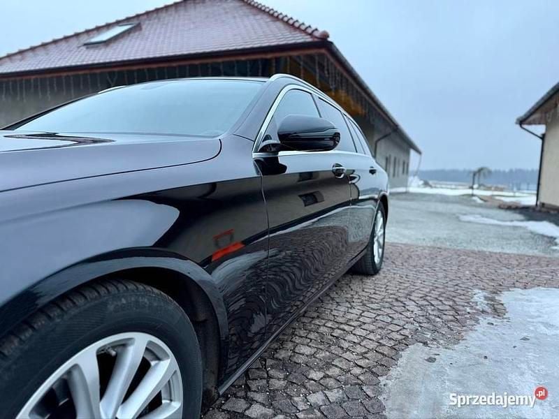 Używany Mercedes A220 2021 Czarny Sedan/Limuzyna